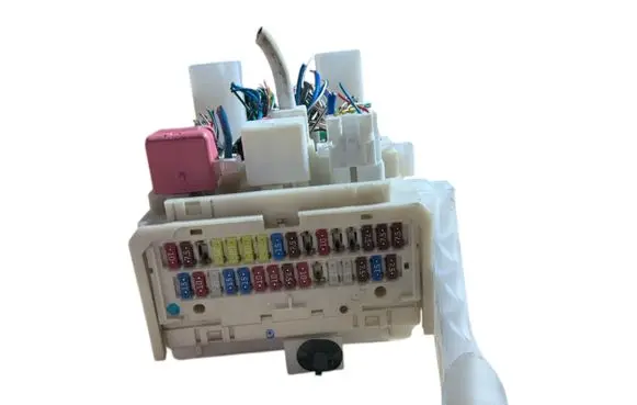 Toyota Auris 150 Fuse box set 8273002120A 02089C09