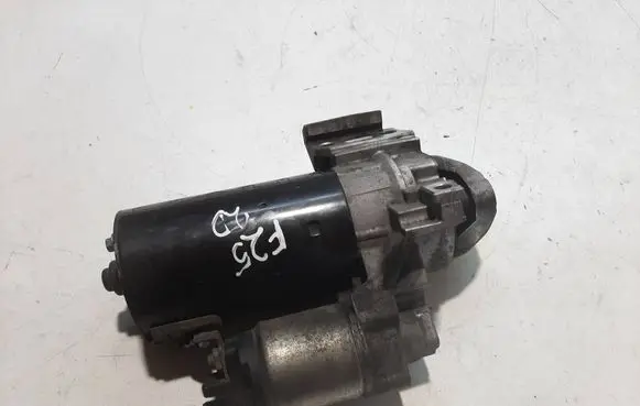 BMW X3 F25 Starter motor 8570238 20130508 0001148034