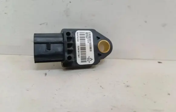Citroen C-Crosser Airbag deployment crash/impact sensor 8651A001 TB4ME3047Z5641