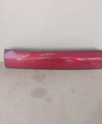 Trunk door license plate light bar