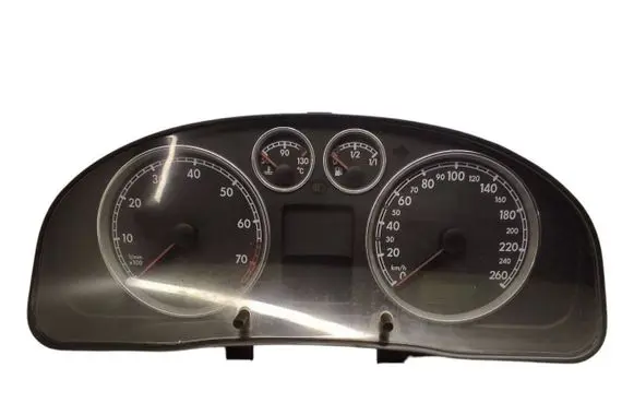 Volkswagen PASSAT B5.5 Speedometer (instrument cluster) 3B0920827 VWZ7Z0B6071596 040902000751