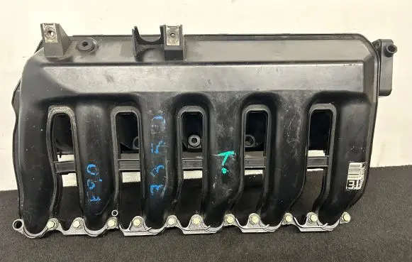 BMW 7 E65 E66 Intake manifold 7790701