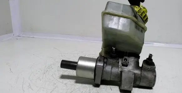 Ford Transit Master brake cylinder 7M4611303A
