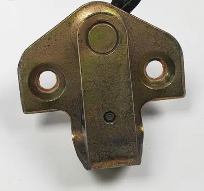 Mercedes-Benz S W220 Front door lock loop/hook striker 