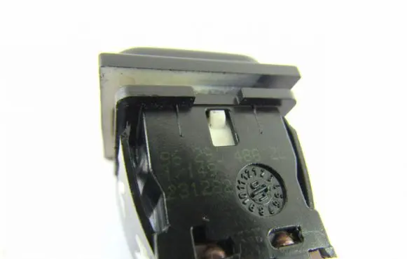 Other switches/knobs/shifts