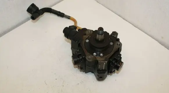 Audi A6 S6 C6 4F Fuel injection high pressure pump 059130755S 0445010154