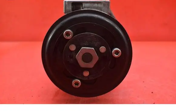 Opel Corsa E Air conditioning (A/C) compressor (pump) 39006351