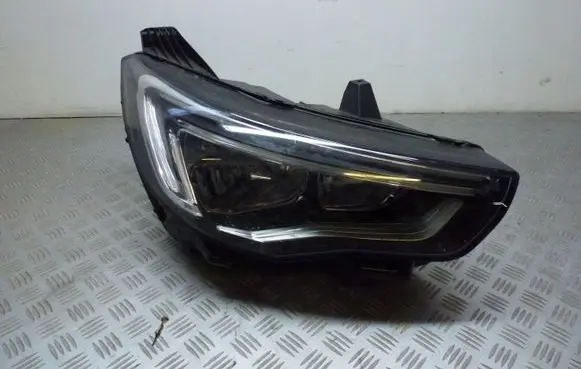 Opel Grandland X Headlight/headlamp YP00015580