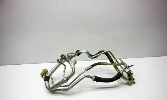 Air conditioning (A/C) pipe/hose