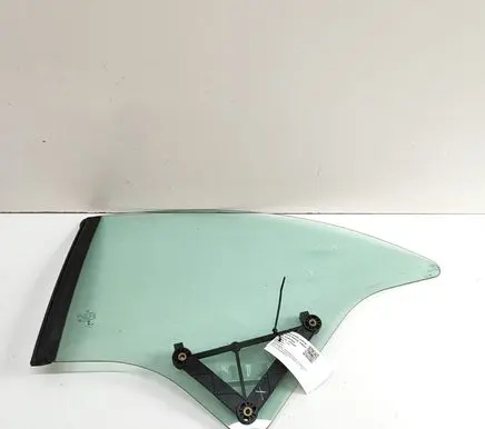 Mercedes-Benz C W205 Rear side window A2056700110