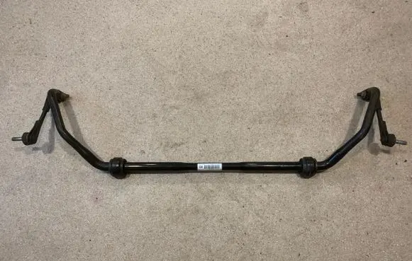 BMW 5 G30 G31 Front anti-roll bar/sway bar 6873475
