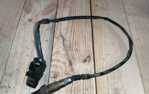 Volkswagen Transporter - Caravelle T5 Lambda probe sensor 03G906262