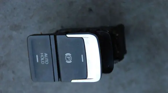 Volkswagen Golf VII Hand parking brake switch 5Q0927225