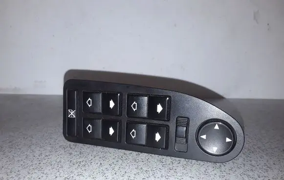 BMW 5 E39 Electric window control switch 6904306