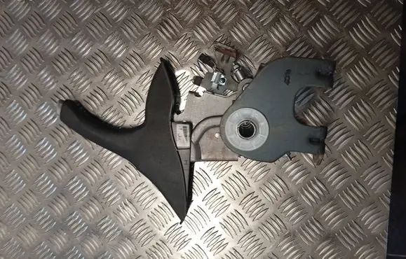 Hyundai Veloster Handbrake/parking brake lever assembly 