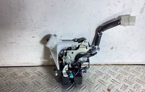Lexus RX 450H Tailgate/trunk/boot lock/catch/latch 41231010130 1638000461