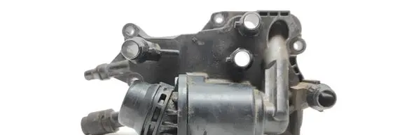 Thermostat/thermostat housing