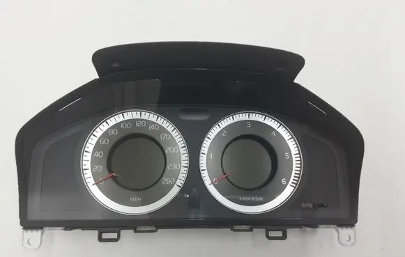 Volvo V70 Speedometer (instrument cluster) 31270901AA