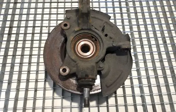 Renault Master III Front wheel hub spindle knuckle 