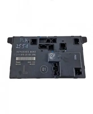 Mercedes-Benz E W211 Door control unit/module 2118702585