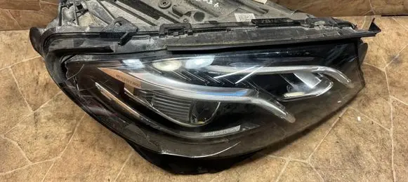 Mercedes-Benz E W213 Headlight/headlamp A2139064204