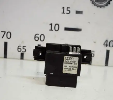 Audi A4 S4 B8 8K Fuel injection pump control unit/module 8K0906093D