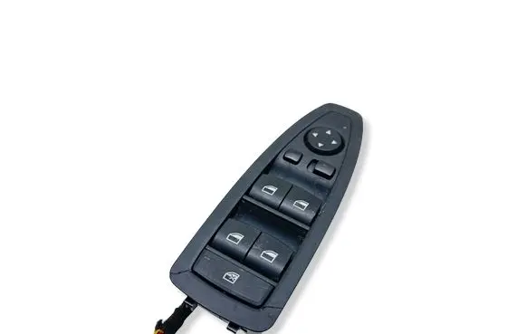 BMW 1 F20 F21 Electric window control switch 9208111