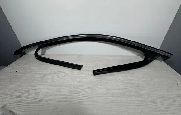 Mercedes-Benz GLC C254 Front door glass trim molding 