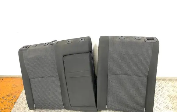 Toyota Avensis T270 Rear seat 