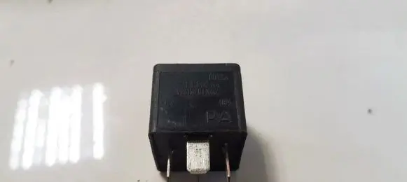 Ford Mondeo Mk III Other relay 2S7T14B192AA