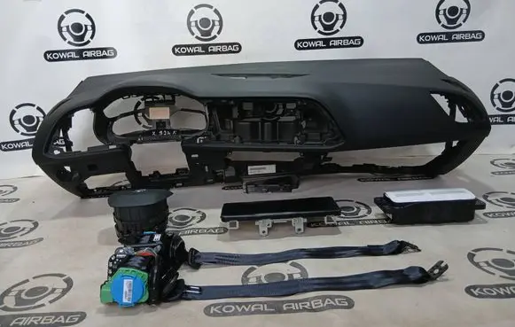 Seat Leon (5F) Dashboard 5F1857005B 6F0880201K 5F1857255B