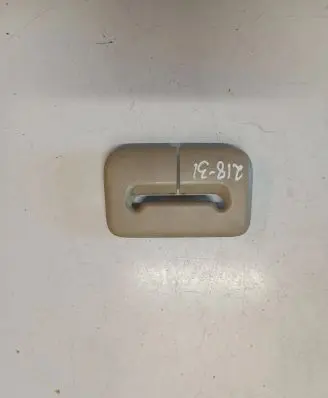 Volvo V70 Seat belt trim 30761353