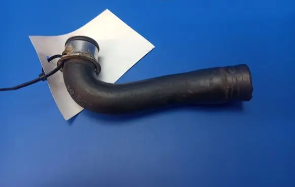 Mercedes-Benz CLS C219 Engine coolant pipe/hose 642