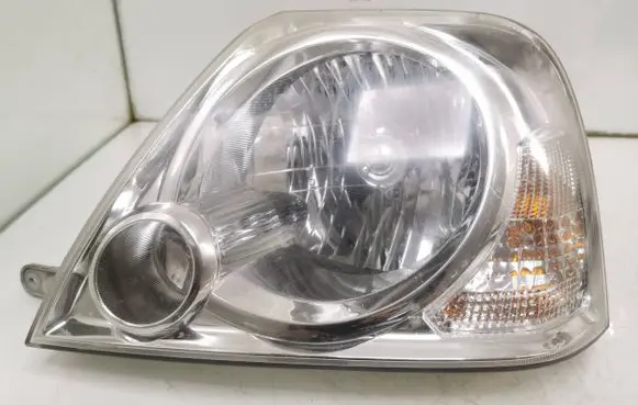 Suzuki Grand Vitara II Headlight/headlamp 10059041 10059043