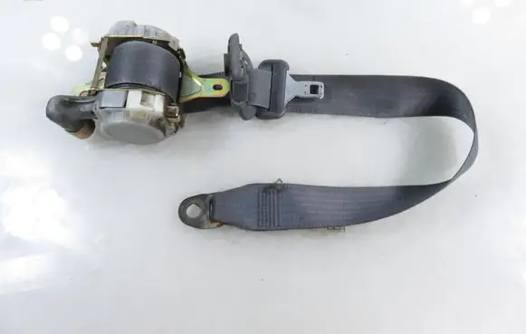Toyota RAV 4 (XA20) Front seatbelt 7J4550P