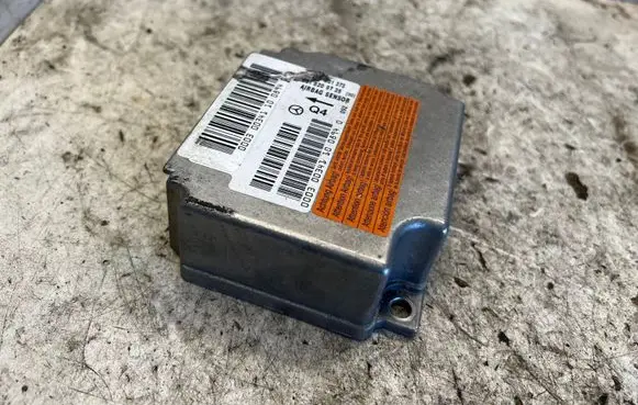 Mercedes-Benz C W203 Airbag control unit/module 285001373