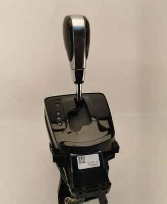 Renault Kadjar Gear shifter/selector 111192460 00379324