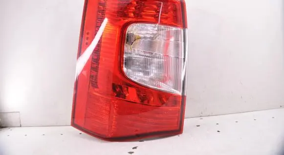 Chrysler Town u0026 Country V Rear/tail lights 05182531AE