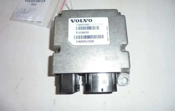 Volvo V40 Airbag deployment crash/impact sensor 31360791