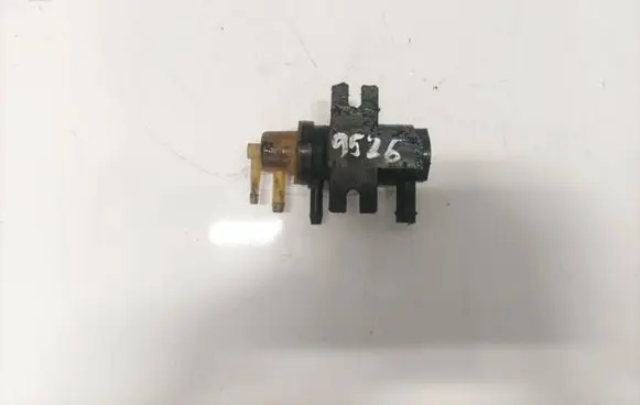 Mercedes-Benz C W204 Turbo solenoid valve a0091533128