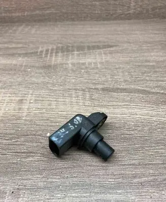 BMW 3 E46 Camshaft position sensor 2249320B