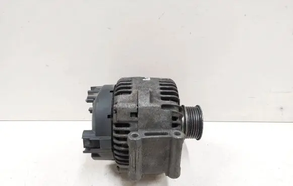 Audi A6 S6 C6 4F Generator/alternator 06E903016D 2543315D 707014290