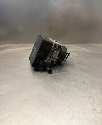 Volkswagen Golf V ABS Pump 1K0907379AC 00005305H0 10096003593