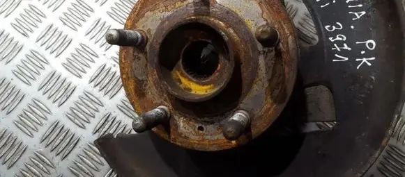 Opel Insignia A Front wheel hub
