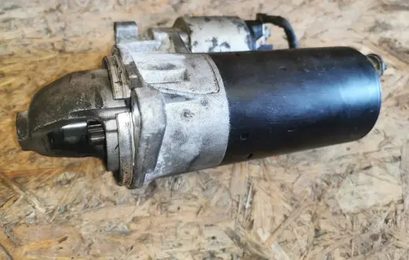 Opel Signum Starter motor R1686