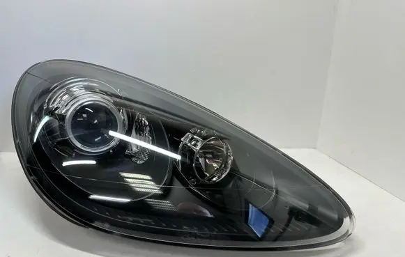 Porsche Cayenne (92A) Headlight/headlamp 7P5941030BQ 1ZT01160656