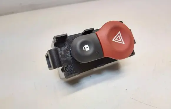 Smart ForFour II W453 Hazard light switch