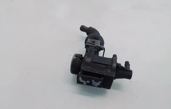 Audi A4 S4 B6 8E 8H Turbo solenoid valve 1J0906283