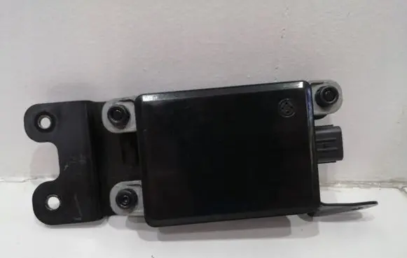 Hyundai Santa Fe Distronic sensor radar 99110S1110