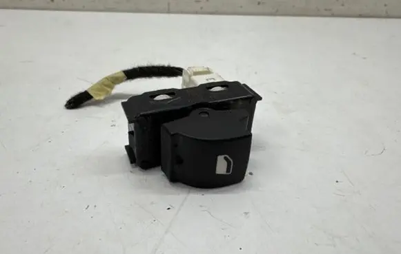 Opel Crossland X Electric window control switch 13483539